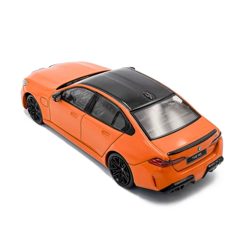 BMW M5 Sedan 2024 1:43 Solido narancs modellautó