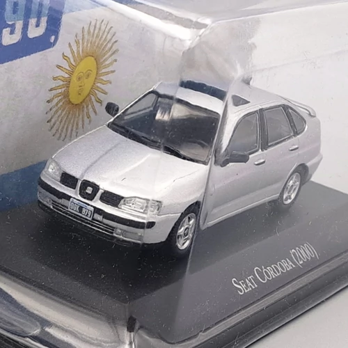 Seat Cordoba 2000 1:43 autómodell