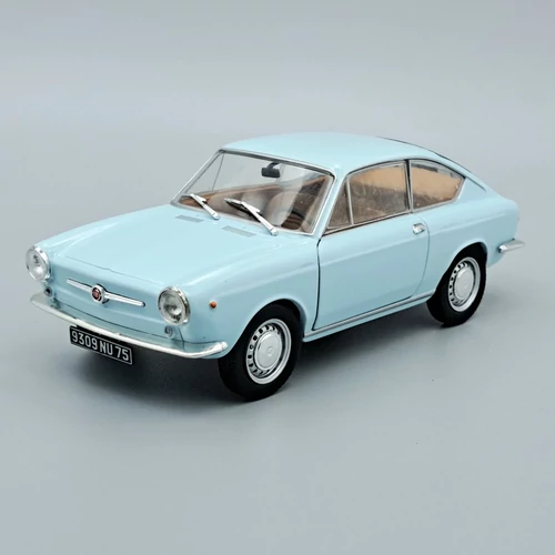 Fiat 850 Coupe 1965 1:24 modell autó