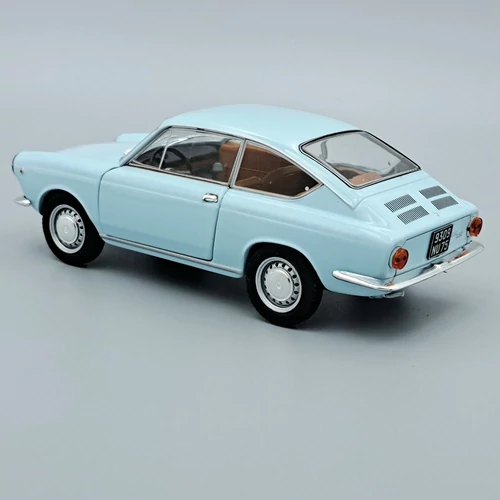 Fiat 850 Coupe 1965 1:24 modellautó
