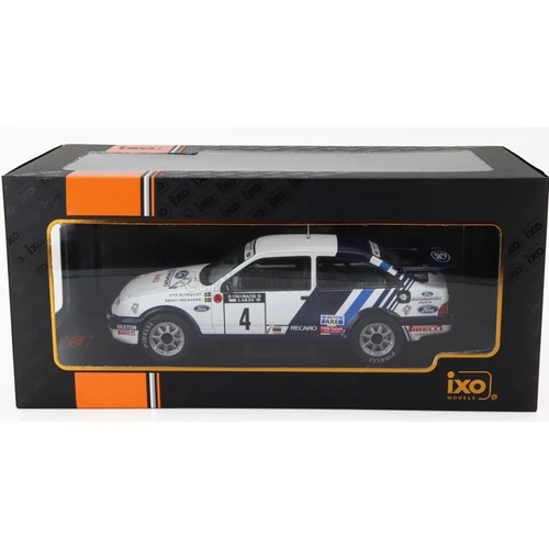 Ford Sierra RS Cosworth #4 1988 1:24 IXO modell autó