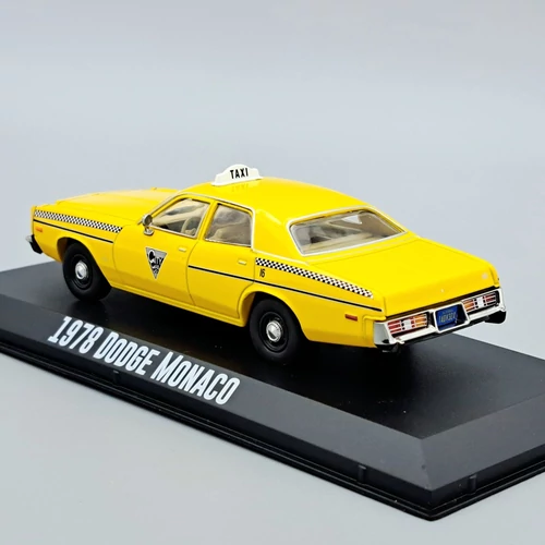 Dodge Monaco 1978 1:43 Rocky játékautó