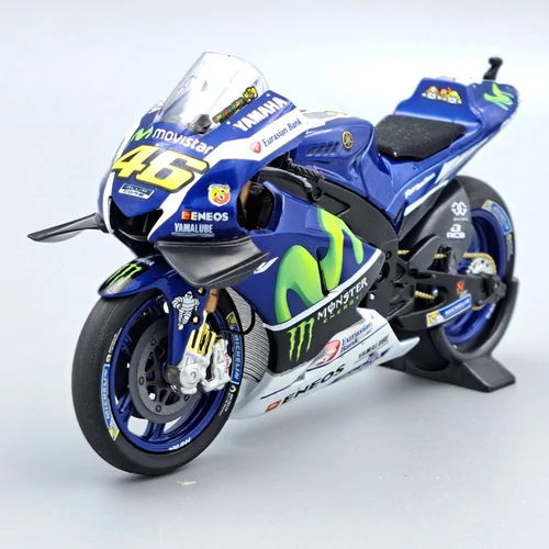 Yamaha YZR-M1 2016 Valentino Rossi 1:18 motorkerékpár modell