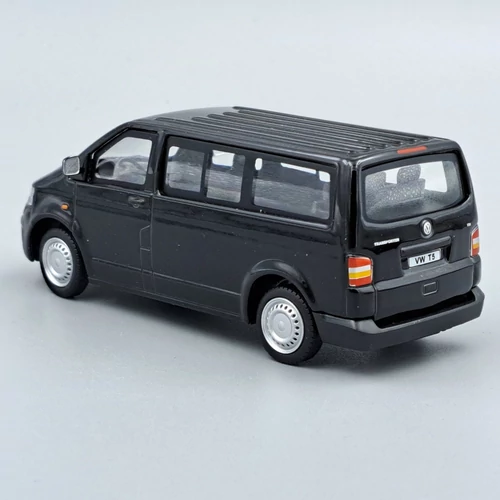 Volkswagen T5 mini bus 1:43 fekete Cararama fém autómodell