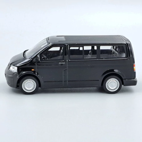 Volkswagen T5 mini bus 1:43 fekete Cararama fém autómodell