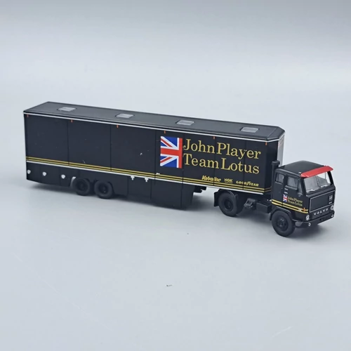 Volvo F89 Black Lotus Team 1:87 Brekina teherautó modell