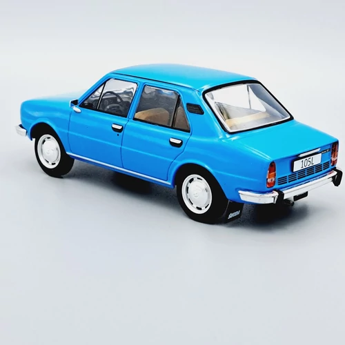 Skoda 150L 1:24 Kék White Box fémautó