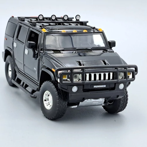 Hummer H2 LS 1:32 Tayumo fekete fém modell autó