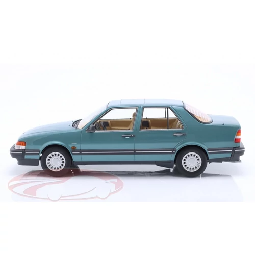 Saab 9000 CD 1990 1:18 Triple9 zöld fémautó