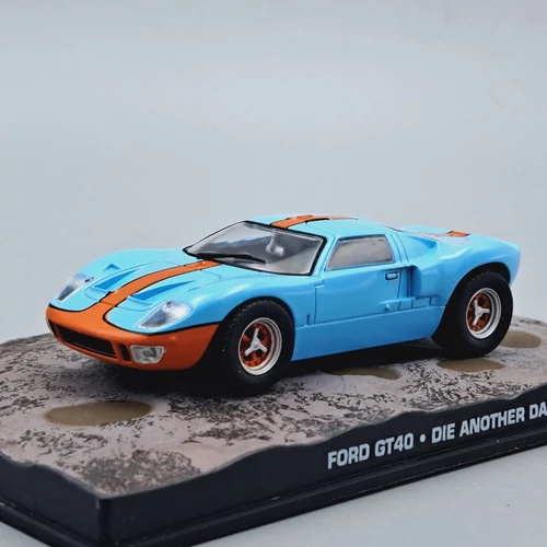 Ford GT40 1:43 James Bond  autó modell