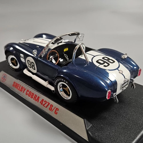 Shelby Cobra 427 S/C 1966 #98 1:18 kék modell autó