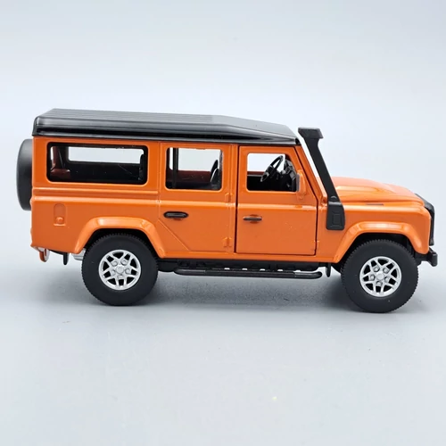 Land rover defender 110 1:36 narancs fém játékautó