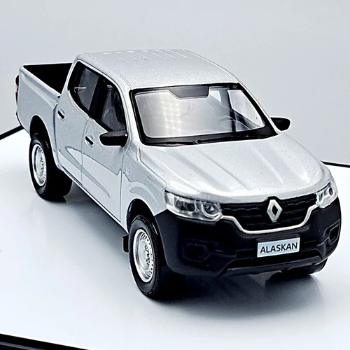 Renault Alaskan Pick-Up 2017 1:43 Norev autómodell