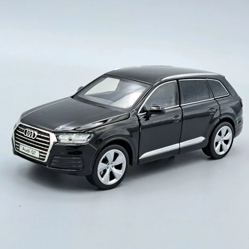 Audi Q7 1:32 fekete Tayumo autómodell