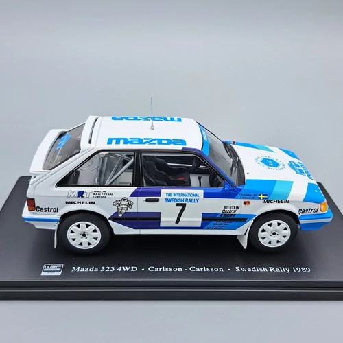 Mazda 323 4WD 1989 Carlsson 1:24 fém autómodell