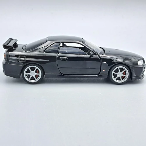 Nissan GT-R34 1:32 Tayumo fekete fém autómodell