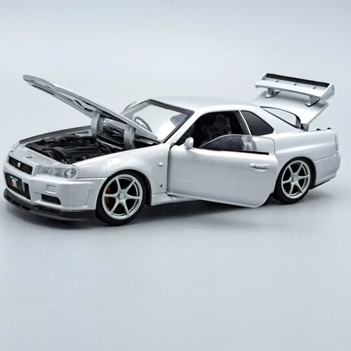 Nissan GT-R34 1:32 Tayumo ezüst fém kisautó