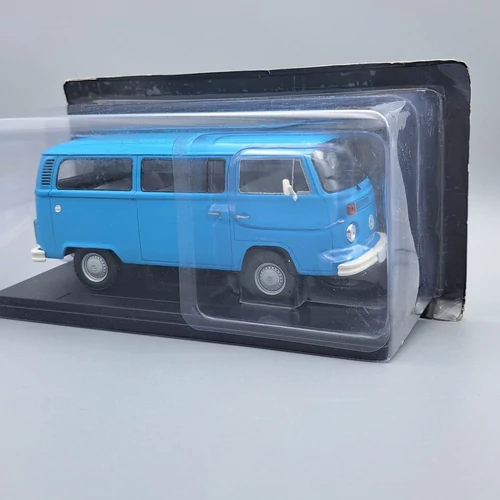 Volkswagen T2 Kombi 1:24 die cast autómodell