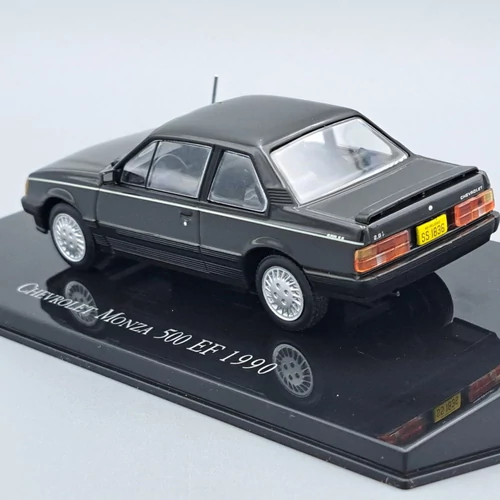 Chevroet Monza 500 EF 1990 1:64 fém autó modell