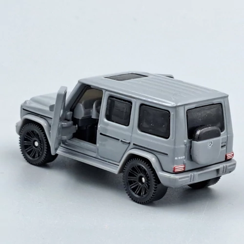 Mercedes G580 2024 1:64 Matchbox moving parts kisautó