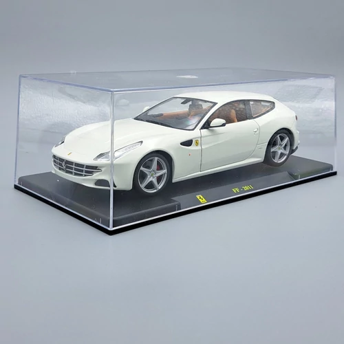 Ferrari FF (Ferrari Four) 2011 1:24 Bburago autó modell