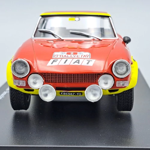 Fiat 124 Abarth #2 Rally 1974 1:24 fém modellautó