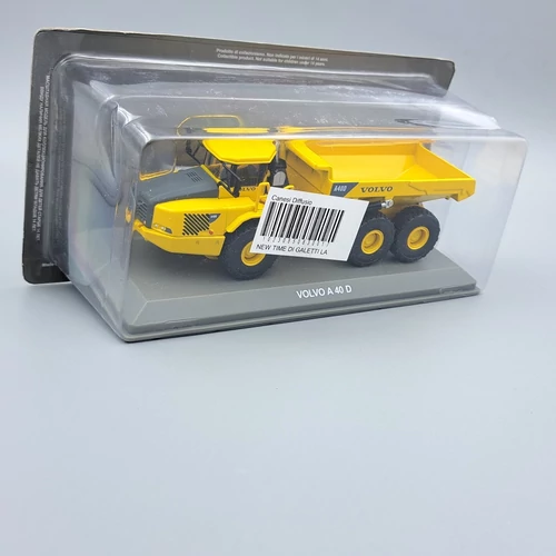 Volvo A40 D 1:72 fém teherautó modell