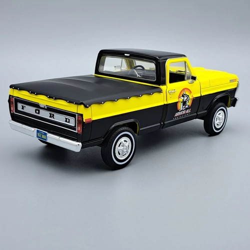 Ford F-100 Pick-Up 1970 1:24 fém autómodell