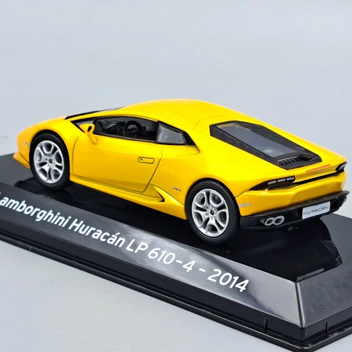 Lamborghini Huracan 2014 1:43 fém autó modell