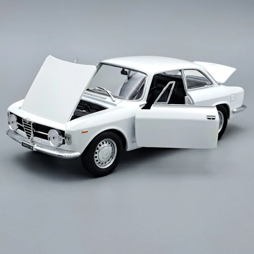 Alfa Romeo Giulia GT 1300 1966 1:24 Leo-models fém autó-modell