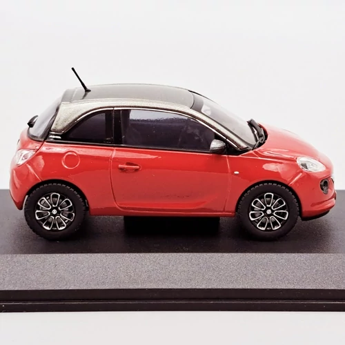 Opel Adam 1:43 autó modell