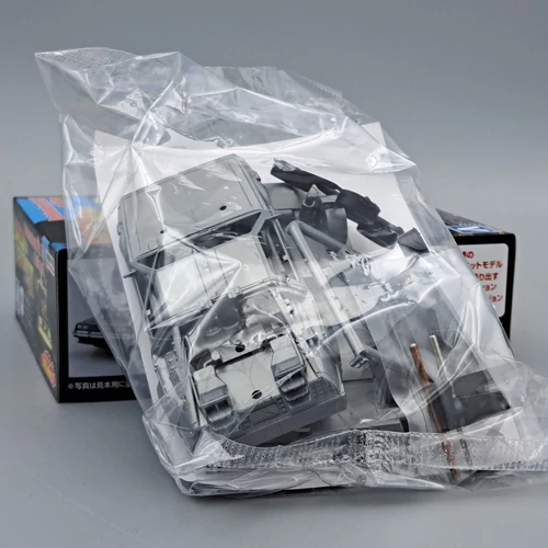 Delorean II. építhető makett 1:43 Aoshima