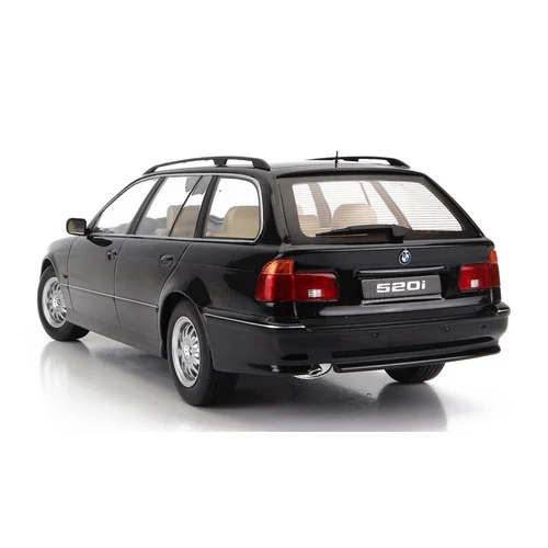BMW 520i E39 Touring 1997 1:18 KK-Scale modellautó