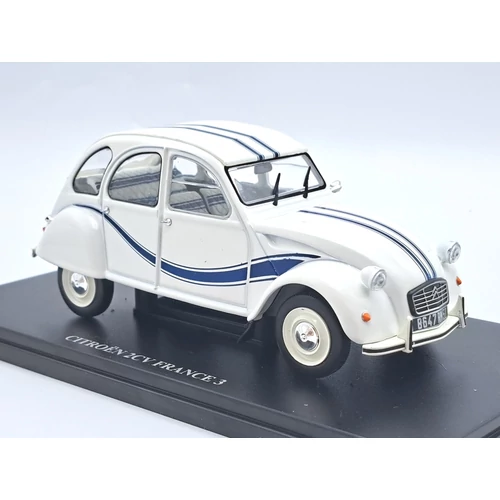 Citroen 2CV France 1983 1:24
