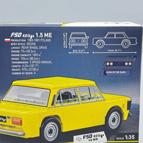 Cobi Fiat FSO 125P 1:35 106db-os 24588 építhető autómodell