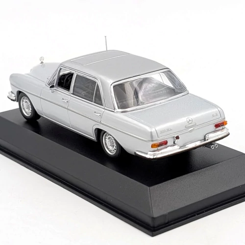 Mercedes-Benz 300SEL 6.3 1:43 Minichamps prémium autó modell