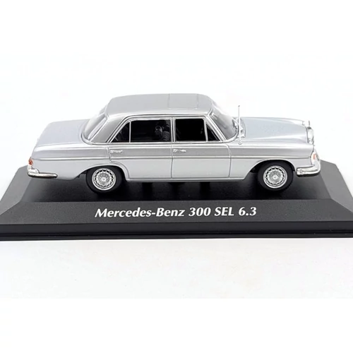 Mercedes-Benz 300SEL 6.3 1:43 Minichamps prémium autó modell