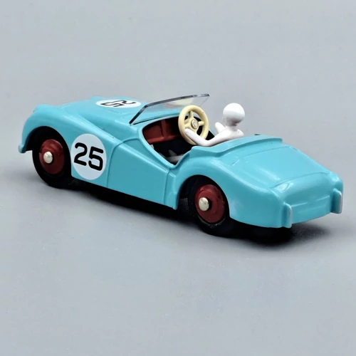 Triumph TR2 Sports 1:43 Dinky Toys retró autó modell
