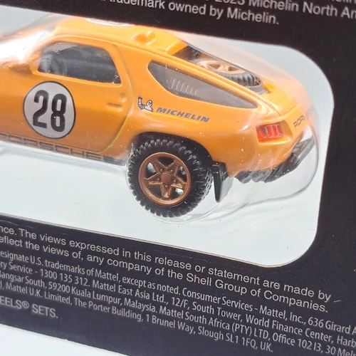 Hot Wheels Elite 64-Porsche 928 Safari autó modell kisautó