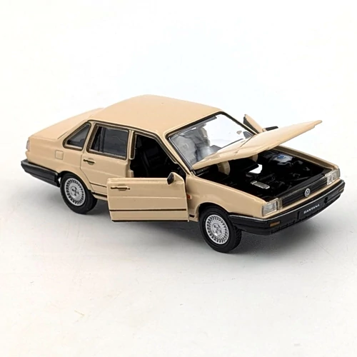 Volkswagen Santana 1:64 bézs ERA CAR 15 retró autó modell