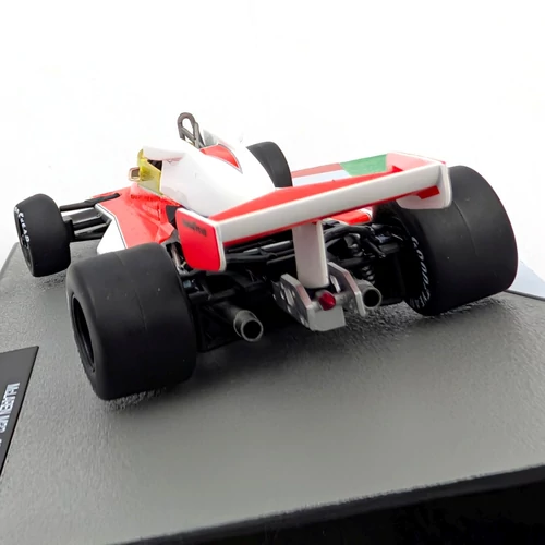 McLaren M23 1977 #40 1:43 G. Villeneuve F1 autómodell