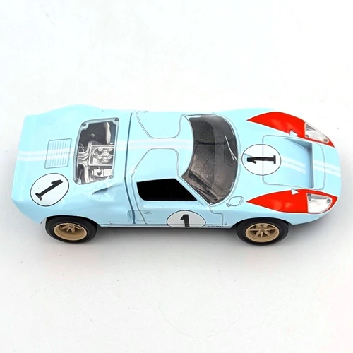 Ford GT40 #1 1966 1:43- Aszfalt királyai Norev autó modell