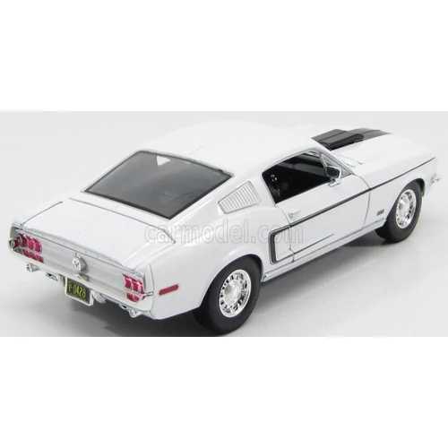 Ford Mustang GT 1968 1:18 Maisto modell autó