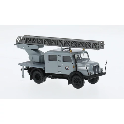 IFA S4000-1 Bautruppwagen 1:87 Brekina modellautó