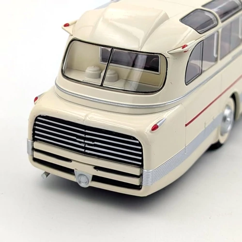 Ikarus 55 1:43 retró autóbusz modell vaj Premiun Classixxs