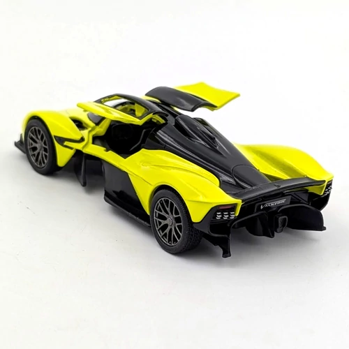Aston Martin Valkyrie Kinsmart játékautó-modellautó