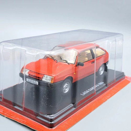 Lada Samara 2108 1-24 retró modellautó