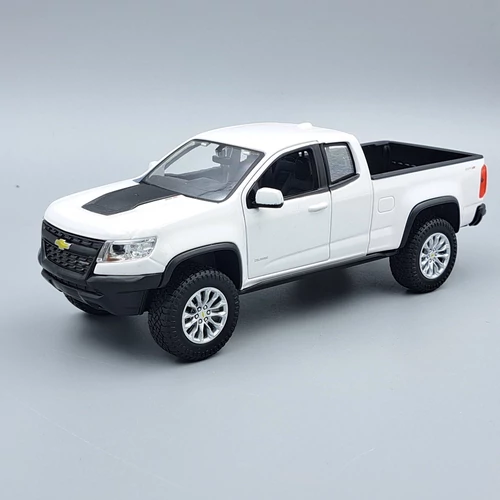 Chevrolet Colorado ZR2 2017 1:27 Maisto autó modell