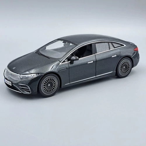 Mercedes Benz EQ Sedan 2022 1:27 Maisto fém autómodell