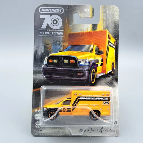 Ram Ambulance 2019 1:64 Matchbox modell kisautó